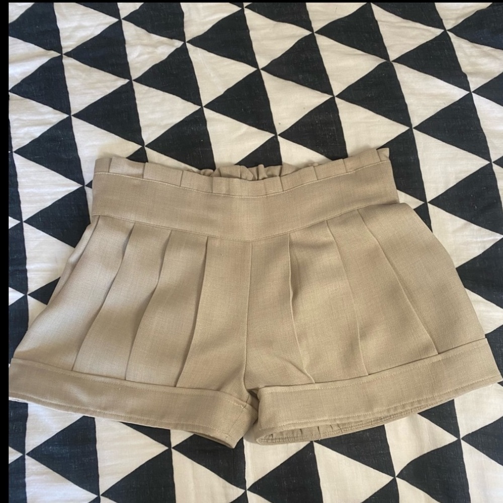 Revolve High Rise Pleated Short - Picture 3 of 7